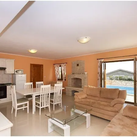 Ida Villa Orihi